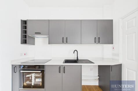 Kitchen / Dining Area