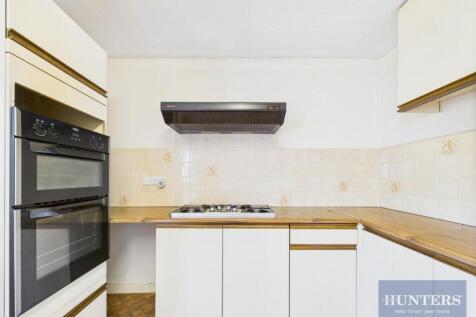 Kitchen / Dining Area