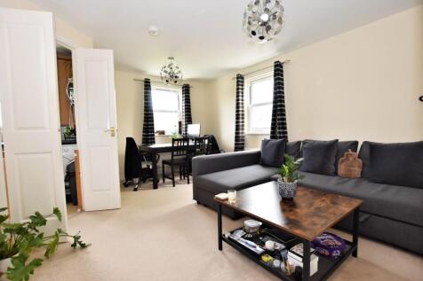 Living Room 1.JPG
