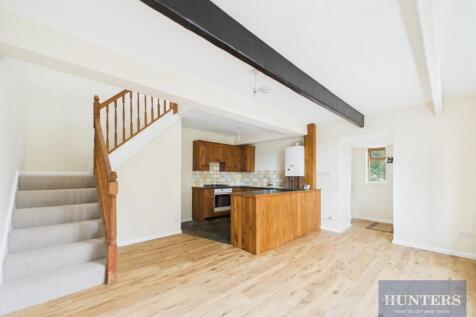 Kitchen / Living Area