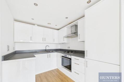 Kitchen / Living Area