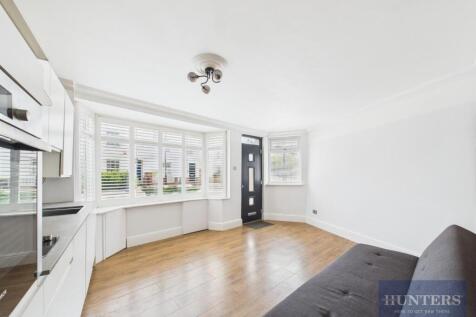 Living Area / Kitchen