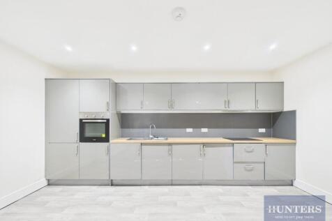 KITCHEN / LIVING AREA