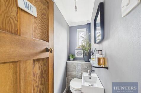 WC (Ground Floor)