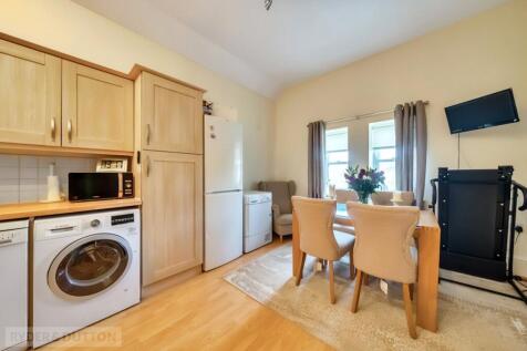 Lounge/Kitchen