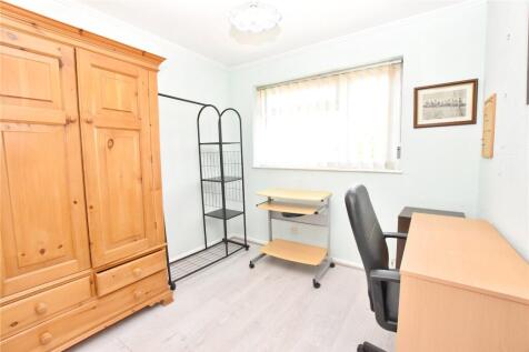 Bedroom/Office