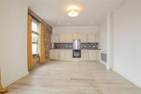 Living Room/Kitchen