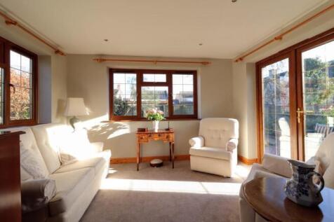 Sitting and Dining Room