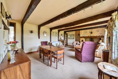Sitting and Dining Room