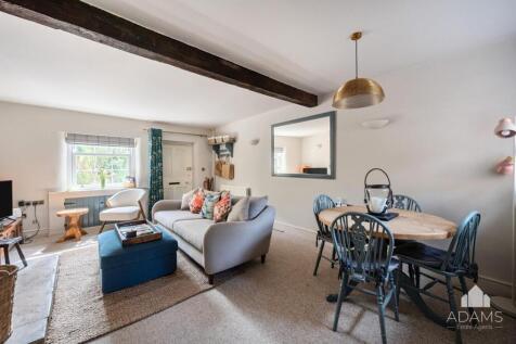 Sitting and Dining Room