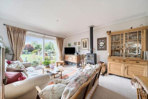 Sitting and Dining Room