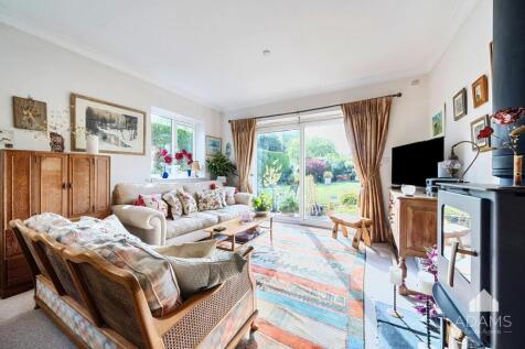 Sitting and Dining Room