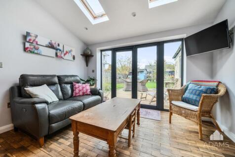 Kitchen/Breakfast/Living Room