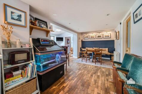 Kitchen/Breakfast/Living Room