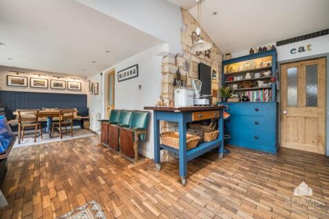 Kitchen/Breakfast/Living Room