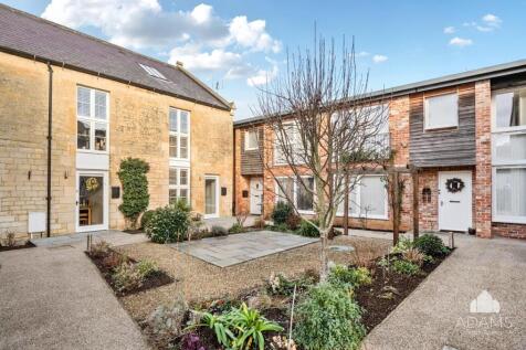 Front and Communal Gardens