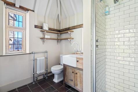 Annexe Shower Room