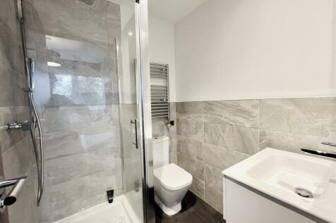 Bed 1 En Suite