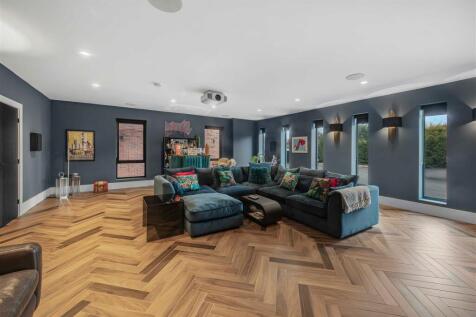 Lounge and Home Cinema
