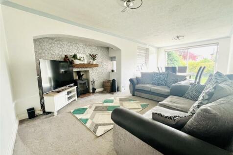 Living and Dining Room