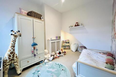 Bedroom 2 Aspect 2