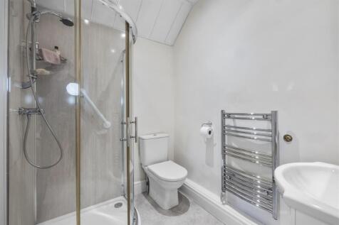 En Suite Shower