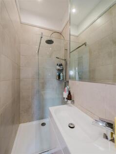Bed 1 En Suite