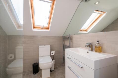 Top Floor Shower Room