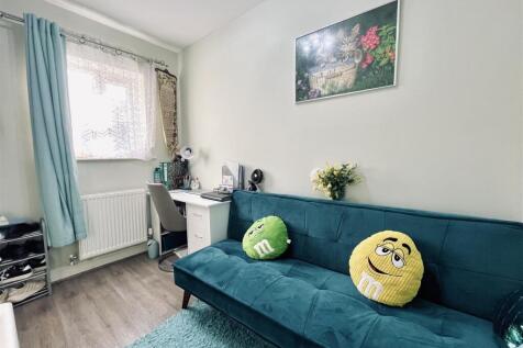 Bedroom 4/Study