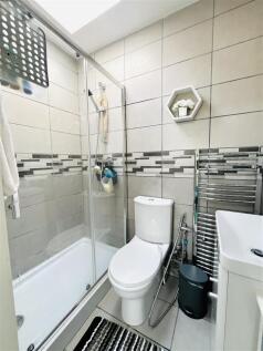 Bed 4 En Suite