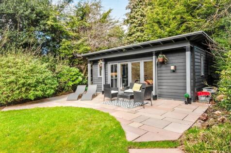 Garden Room Guest Suite