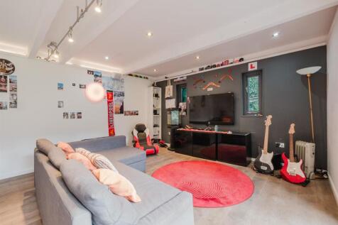 Garden Room Guest Suite