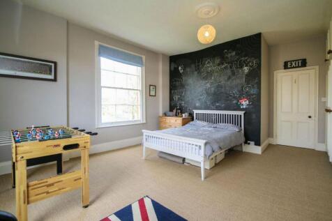 Bedroom 2 Aspect 2