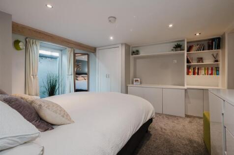 Reception Room/Bedroom 5