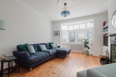 Living Room Aspect 2