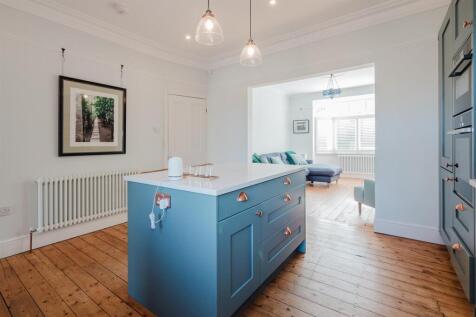 Breakfast Kitchen Aspect 3