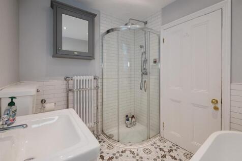 Bathroom Aspect 2