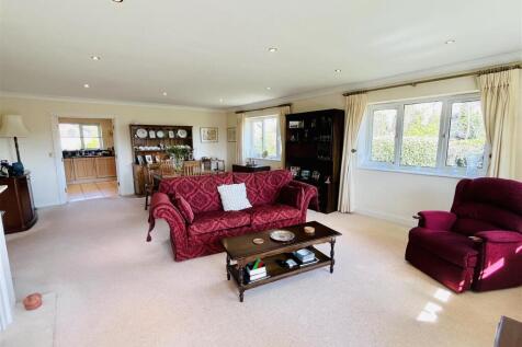Living Dining Room Aspect 5