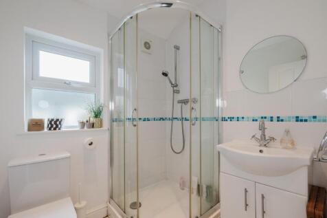 Bed 3 En Suite