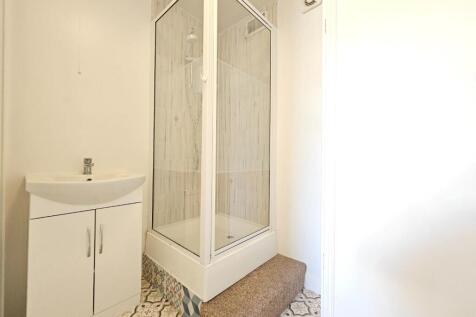 Bedroom 3 En-Suite
