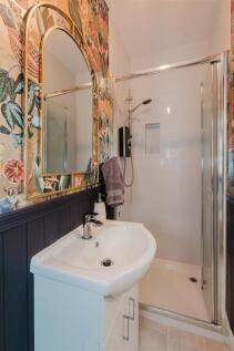 GF Shower Room