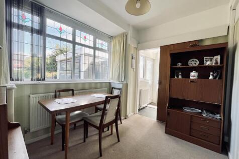 Breakfast Room