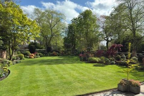 garden v.jpg