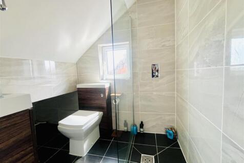 En Suite Shower Room