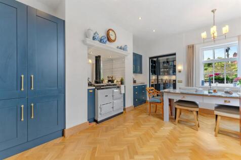 Breakfast Kitchen