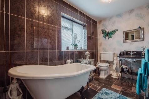 Bedroom 1 En Suite