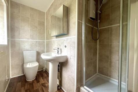 Bed 1 En Suite