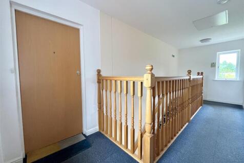 Communal Landing