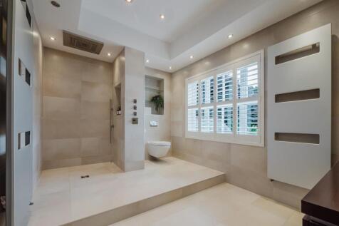 Bed 1 En Suite