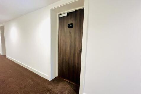 Private Entrance
